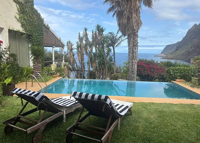 ゲストハウス Bela Vigia 4 4*