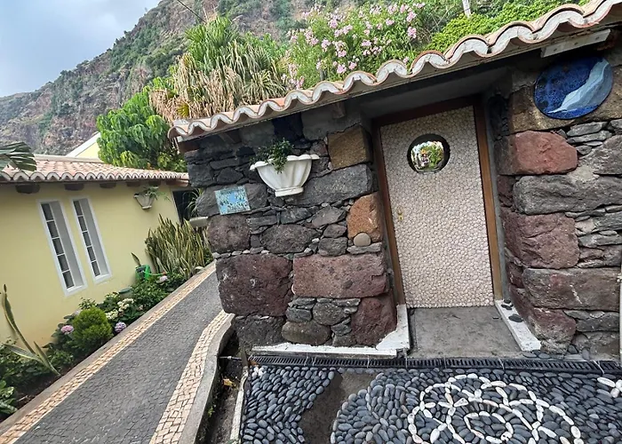 ゲストハウス Bela Vigia 4 4*